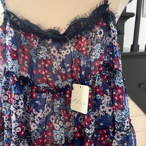 015  Free People, Merrie's Garden Top NWT Size Small - Picture 11 of 12